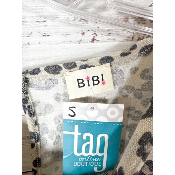 NEW Bibi Womens Animal Print Keyhole Back Short Sleeve Romper Cream Black Small - Picture 6 of 12